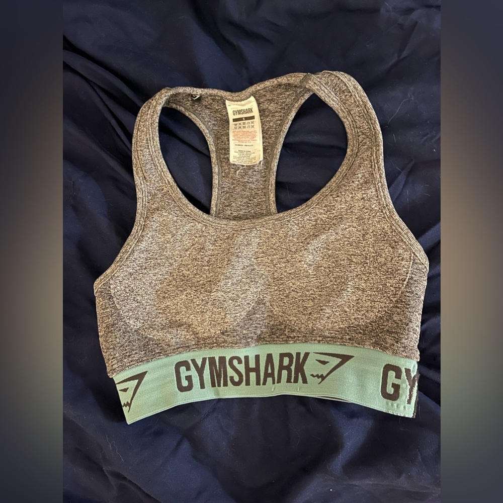 GYMSHARK sports bra - size S